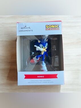 NEW Hallmark Sonic the Hedgehog Christmas Tree Ornament SONIC